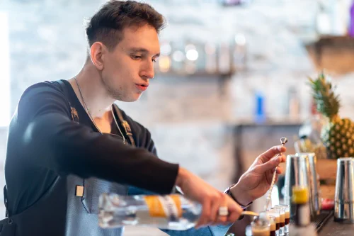 Host-baarmen kogu ürituse ajaks